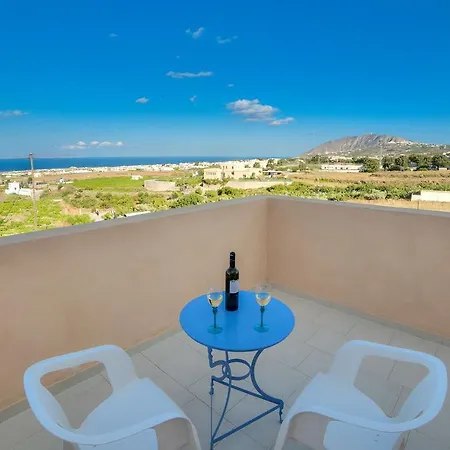 Thalia Apartment